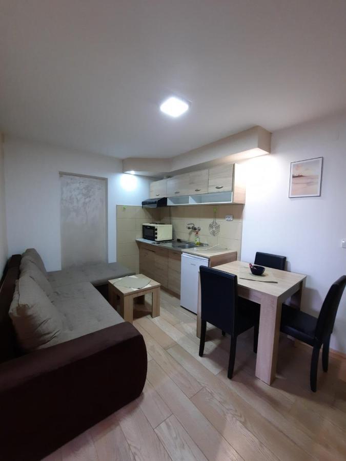 סוקו בניה Apartmani Tvins מראה חיצוני תמונה