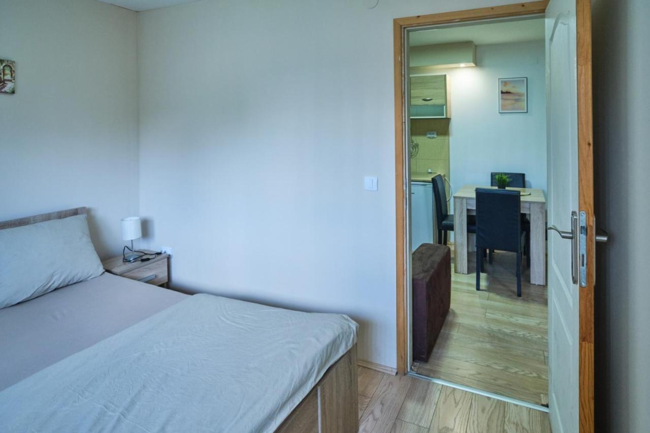 סוקו בניה Apartmani Tvins מראה חיצוני תמונה